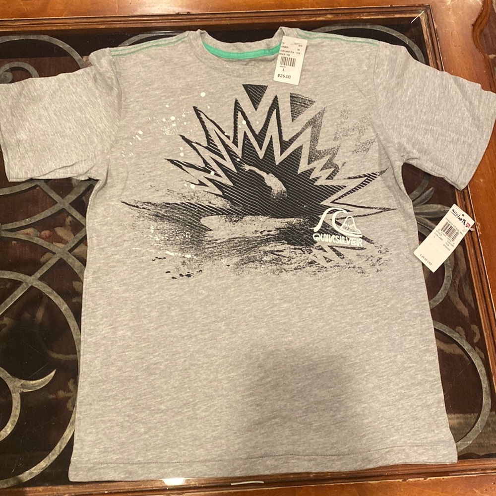 Boys Quicksilver Tee shirt